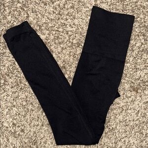 SPANX Black Leggings Full-Length Form-Fitting
